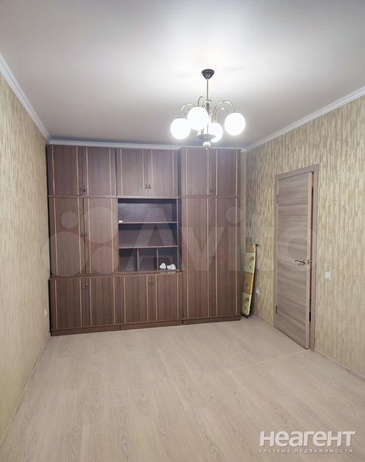 Продается 1-комнатная квартира, 37,7 м²