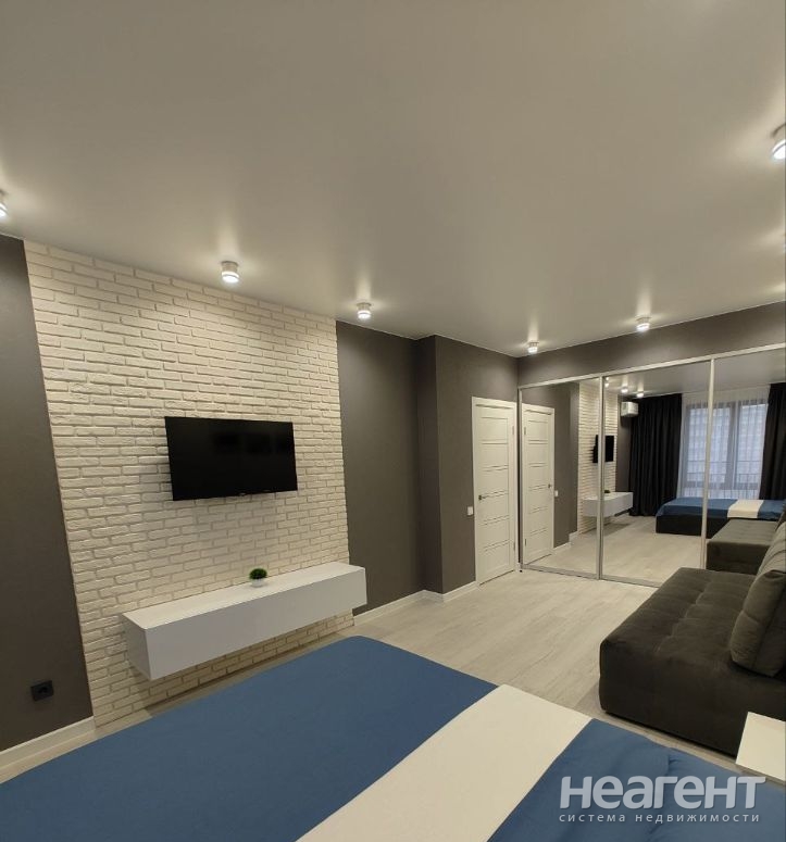 Сдается 1-комнатная квартира, 38 м²