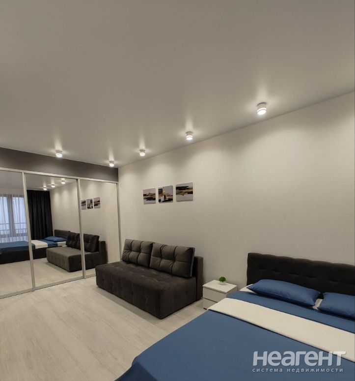 Сдается 1-комнатная квартира, 38 м²