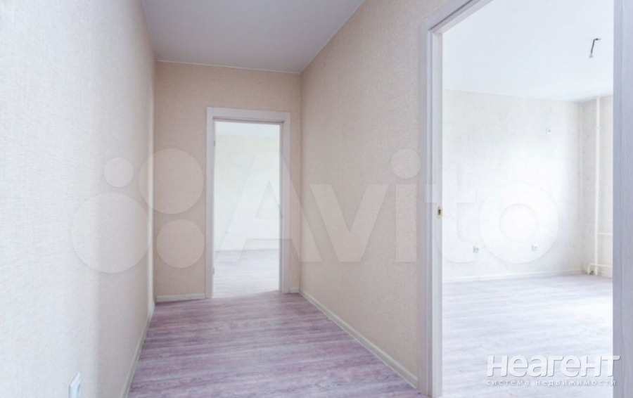 Продается 2-х комнатная квартира, 56 м²