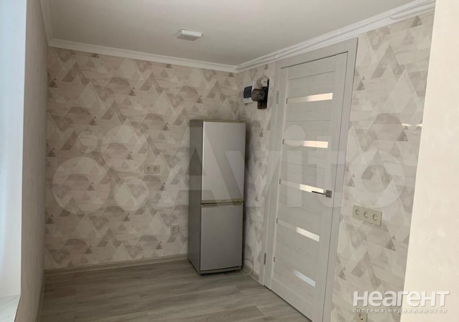 Продается 1-комнатная квартира, 27 м²