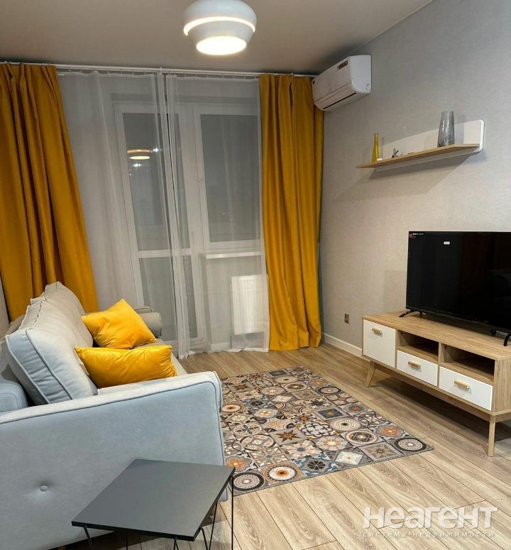 Сдается 2-х комнатная квартира, 53 м²