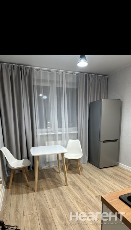 Сдается 2-х комнатная квартира, 53 м²