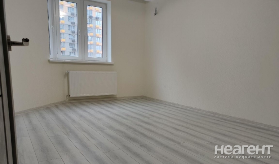 Продается 1-комнатная квартира, 38,8 м²