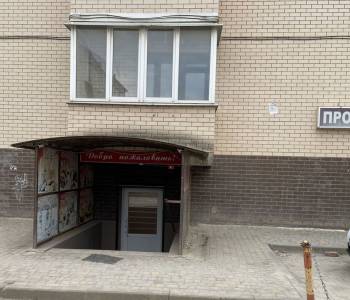 Продается 1-комнатная квартира, 83 м²