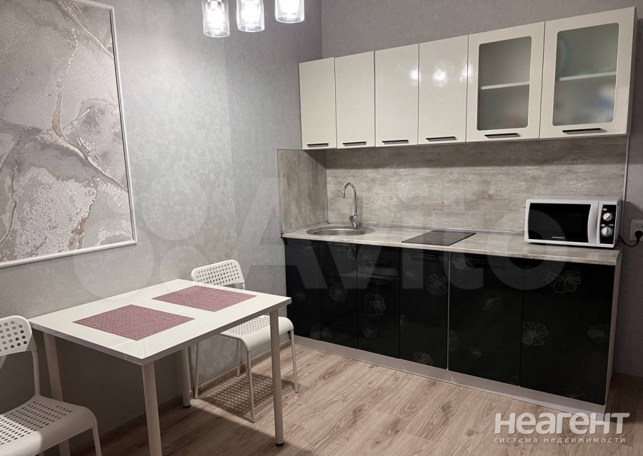 Продается 1-комнатная квартира, 30 м²