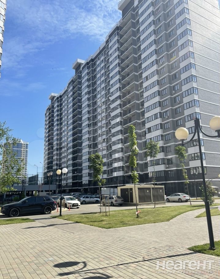 Продается 2-х комнатная квартира, 72 м²