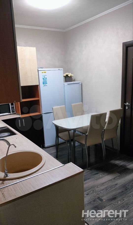 Продается 2-х комнатная квартира, 43 м²