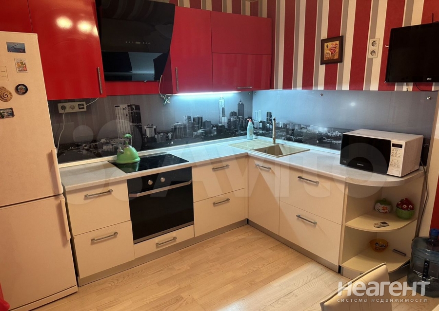 Сдается 1-комнатная квартира, 40 м²