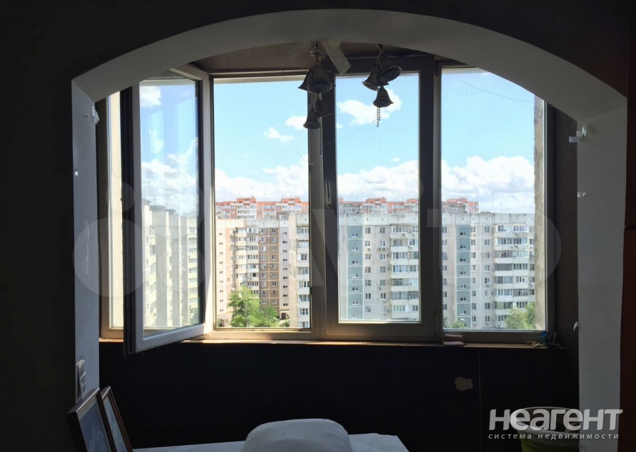 Продается Многокомнатная квартира, 75 м²