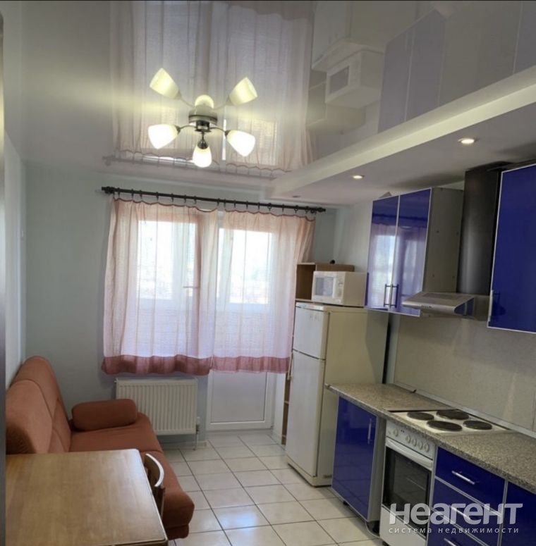 Продается 1-комнатная квартира, 39 м²