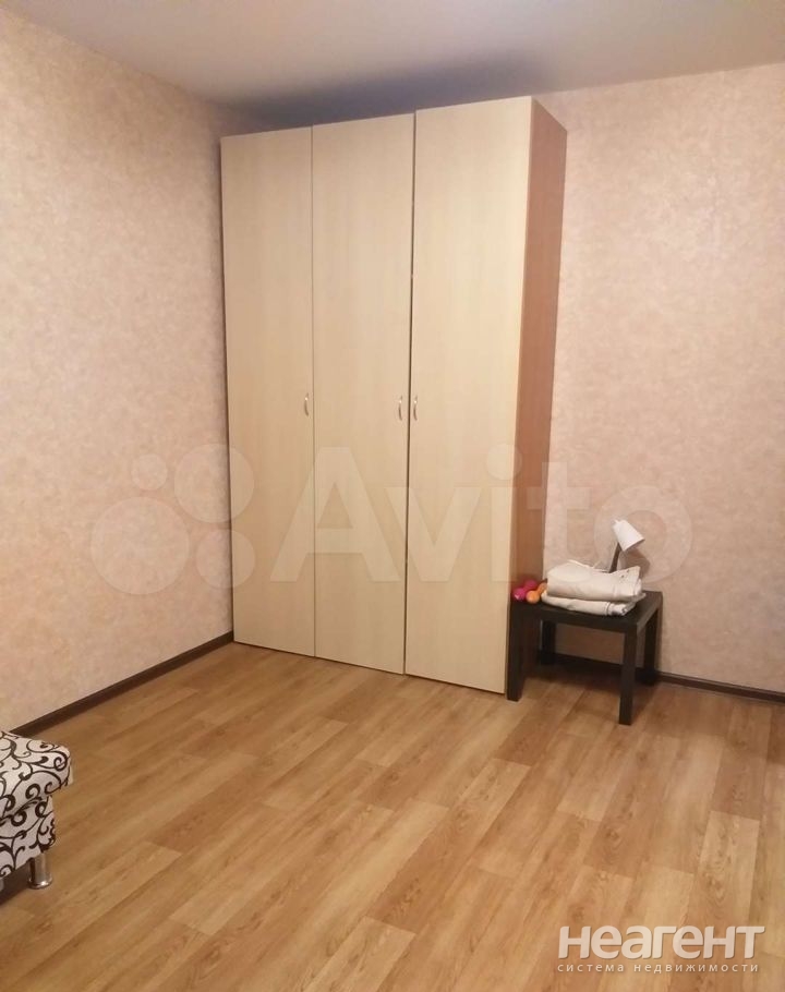 Сдается 1-комнатная квартира, 40 м²