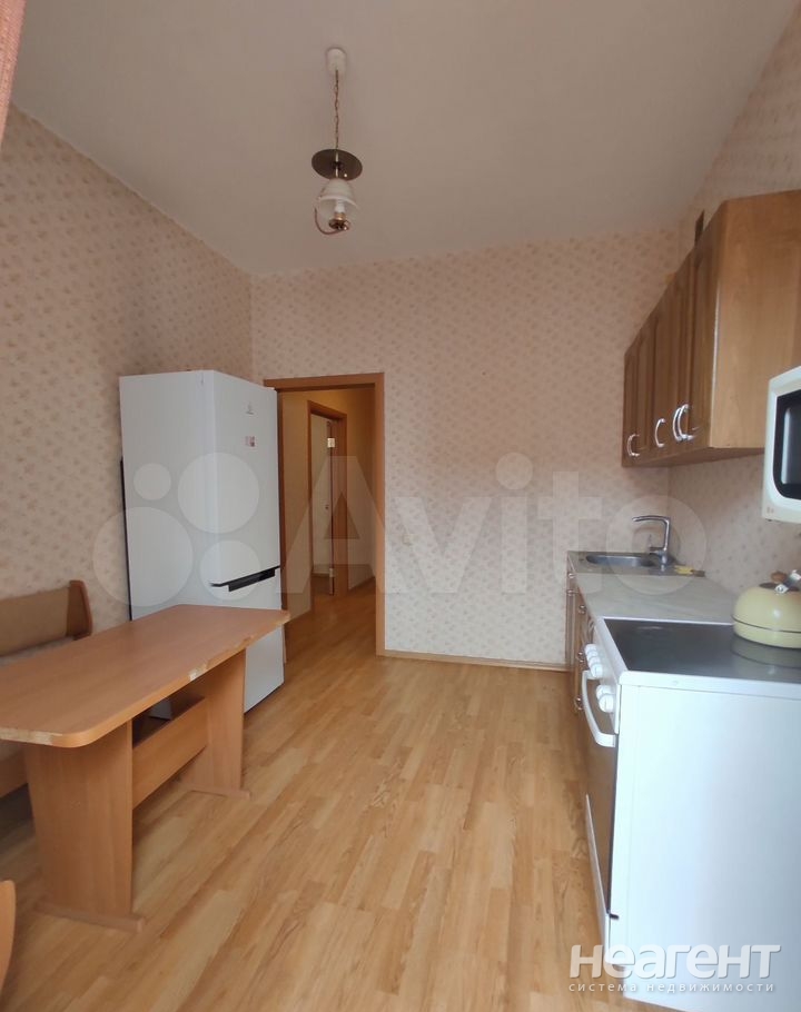 Продается 1-комнатная квартира, 36,4 м²