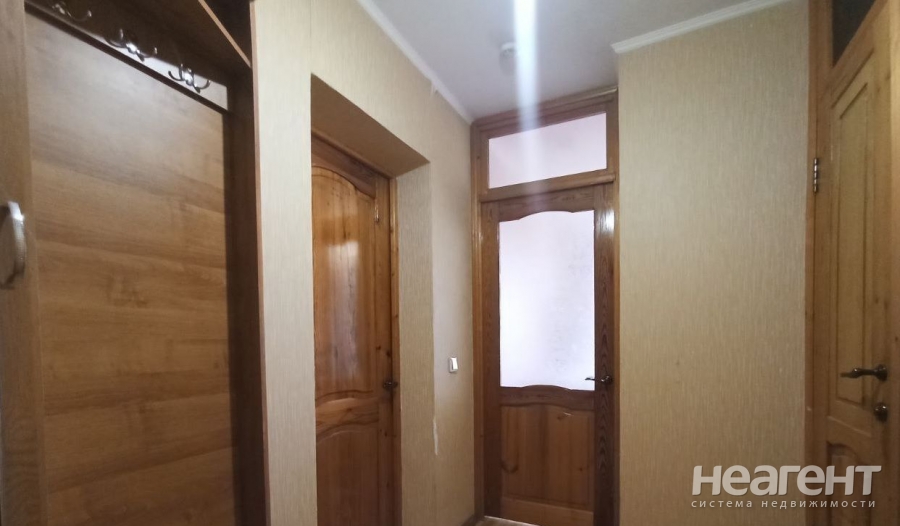 Продается 1-комнатная квартира, 40 м²