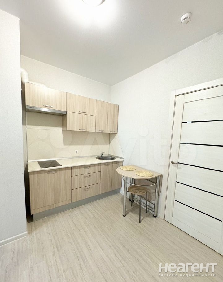 Продается 1-комнатная квартира, 24 м²