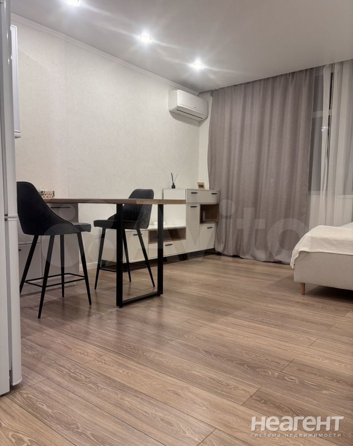 Продается 1-комнатная квартира, 33 м²