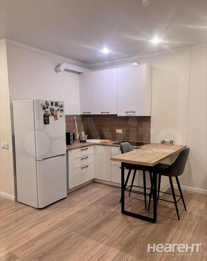 Продается 1-комнатная квартира, 33 м²