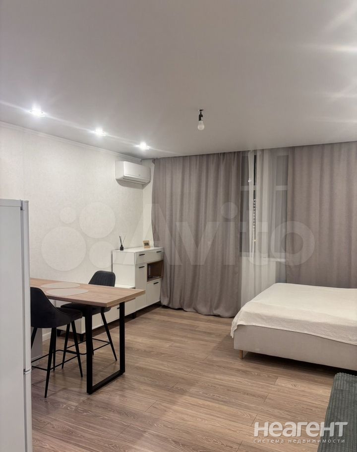 Продается 1-комнатная квартира, 33 м²