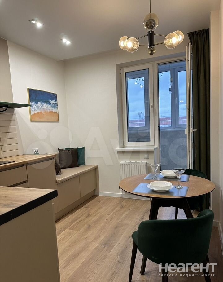 Сдается 1-комнатная квартира, 37,5 м²