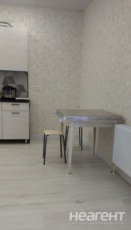 Сдается 1-комнатная квартира, 30 м²