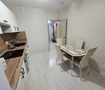 Сдается 1-комнатная квартира, 37 м²