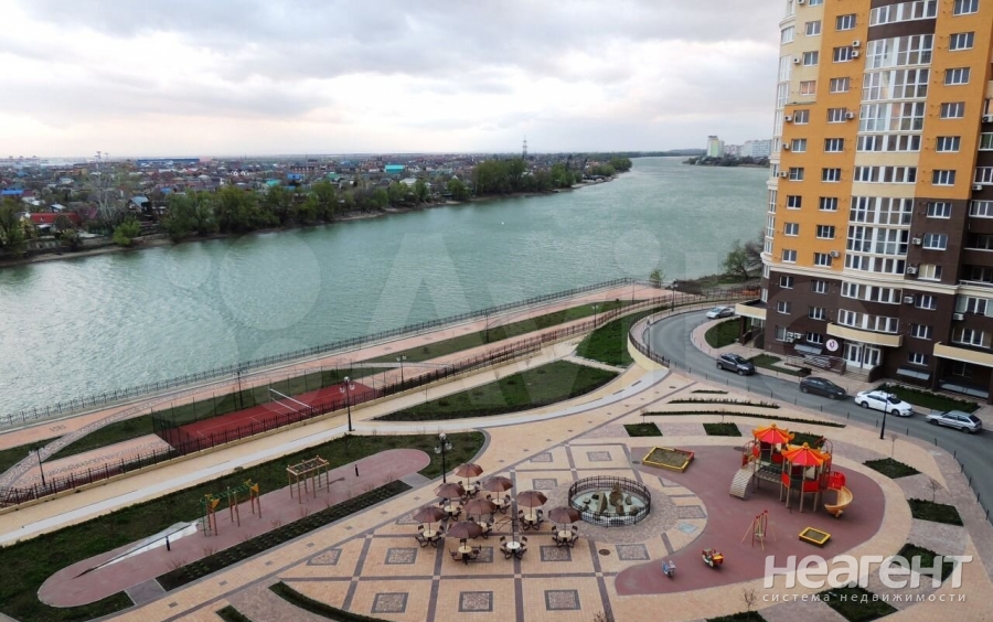 Продается 2-х комнатная квартира, 97 м²