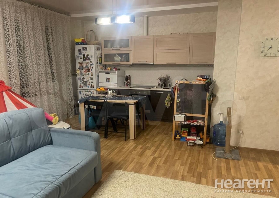 Продается 2-х комнатная квартира, 64,6 м²