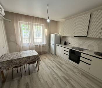 Сдается 2-х комнатная квартира, 66 м²