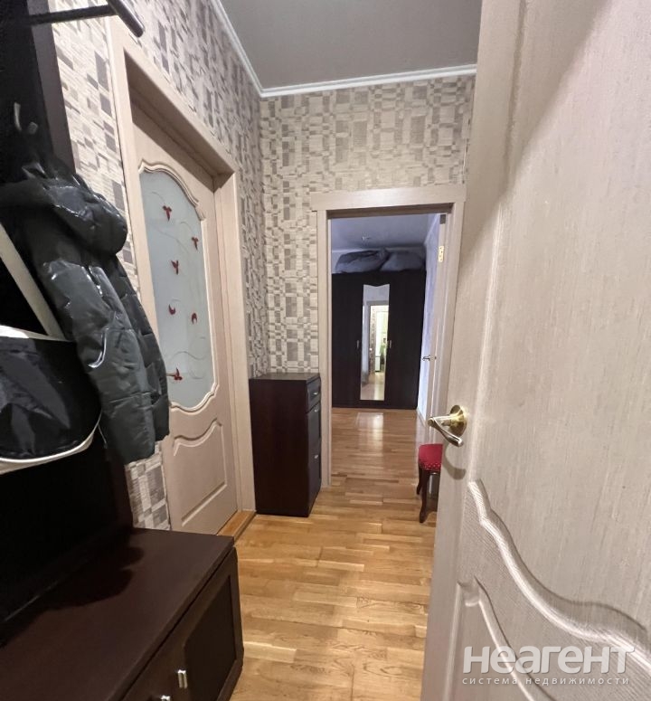 Продается 1-комнатная квартира, 37,6 м²