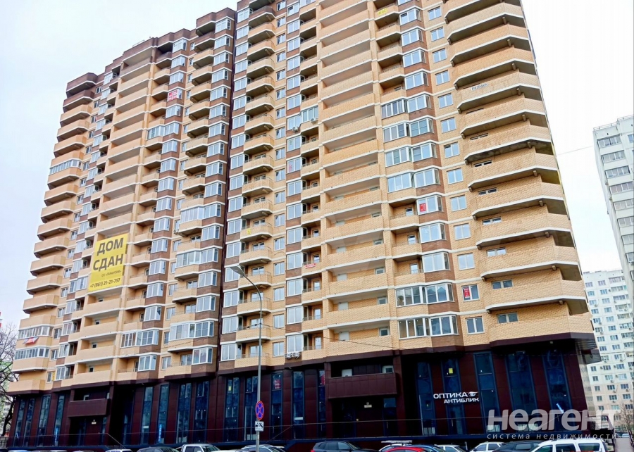 Продается 1-комнатная квартира, 37 м²