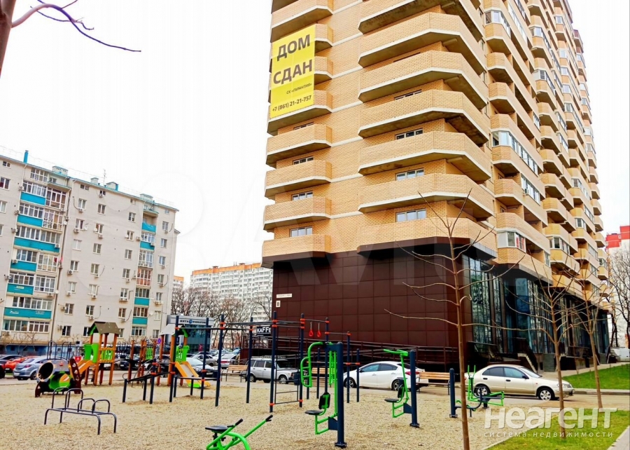 Продается 1-комнатная квартира, 37 м²