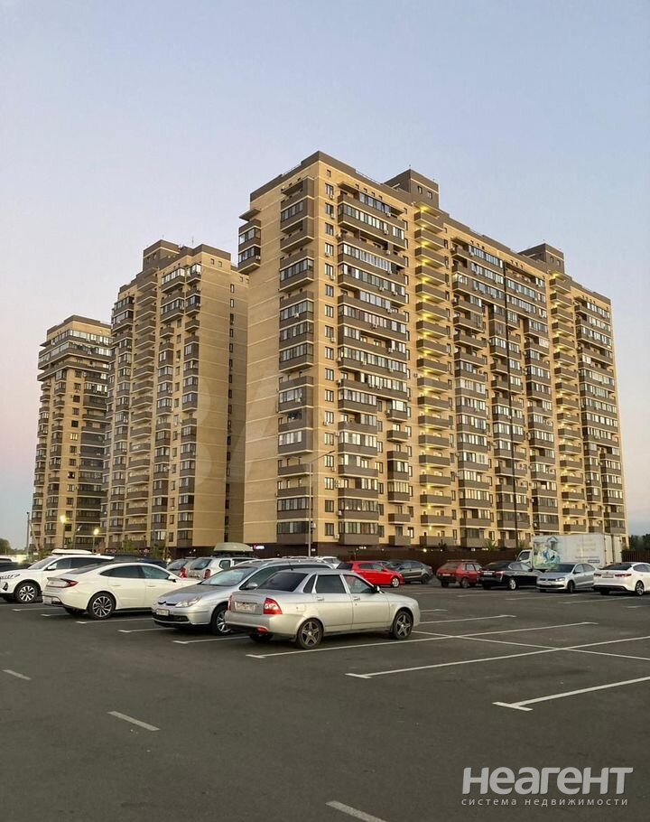 Продается 2-х комнатная квартира, 56 м²