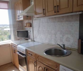 Продается Многокомнатная квартира, 61 м²