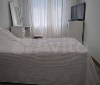 Продается Многокомнатная квартира, 61 м²