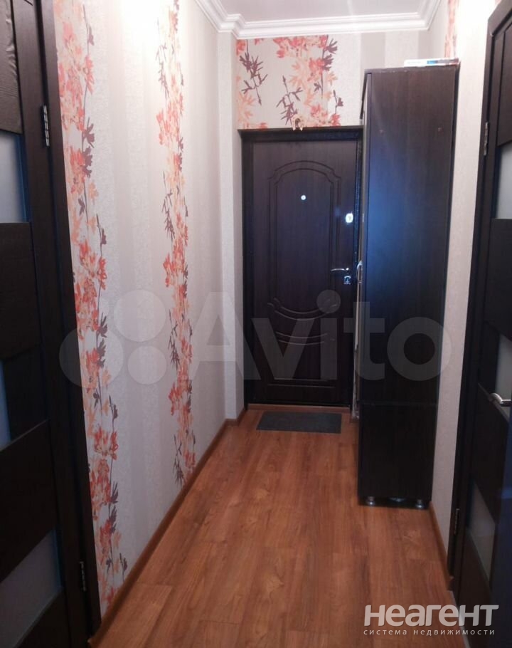 Продается 1-комнатная квартира, 35 м²