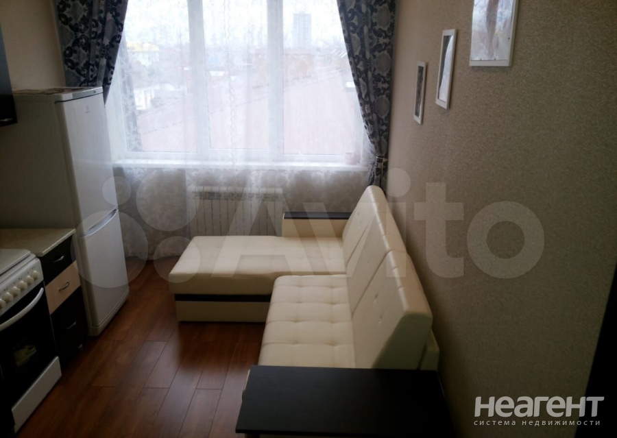 Продается 1-комнатная квартира, 35 м²