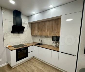 Продается 1-комнатная квартира, 46 м²