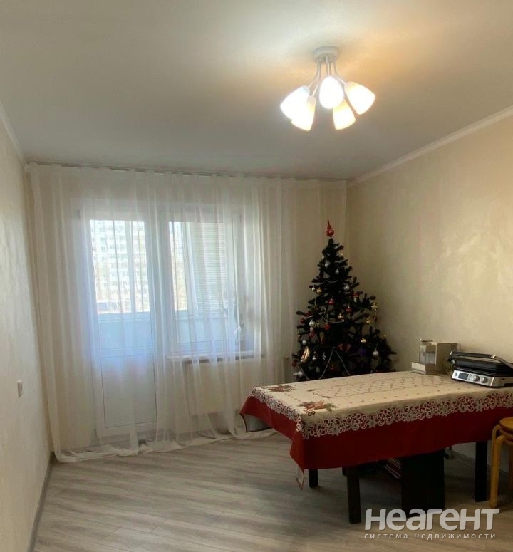 Продается 2-х комнатная квартира, 64 м²