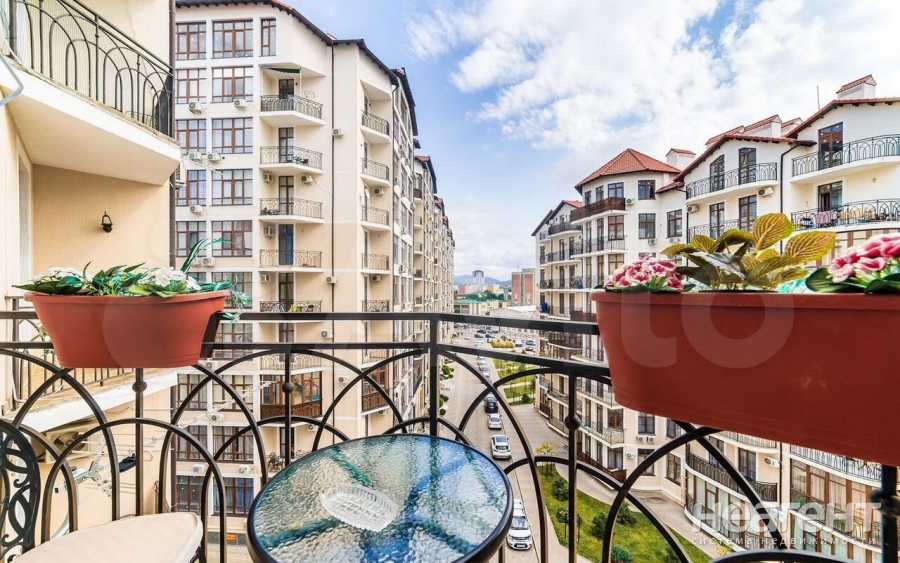 Продается 1-комнатная квартира, 50 м²