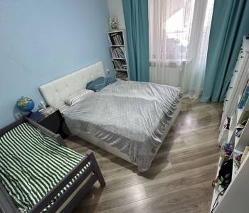 Продается 1-комнатная квартира, 50 м²