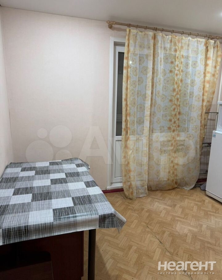 Сдается 1-комнатная квартира, 39,5 м²