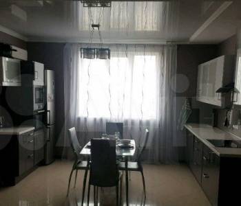 Сдается Многокомнатная квартира, 95 м²