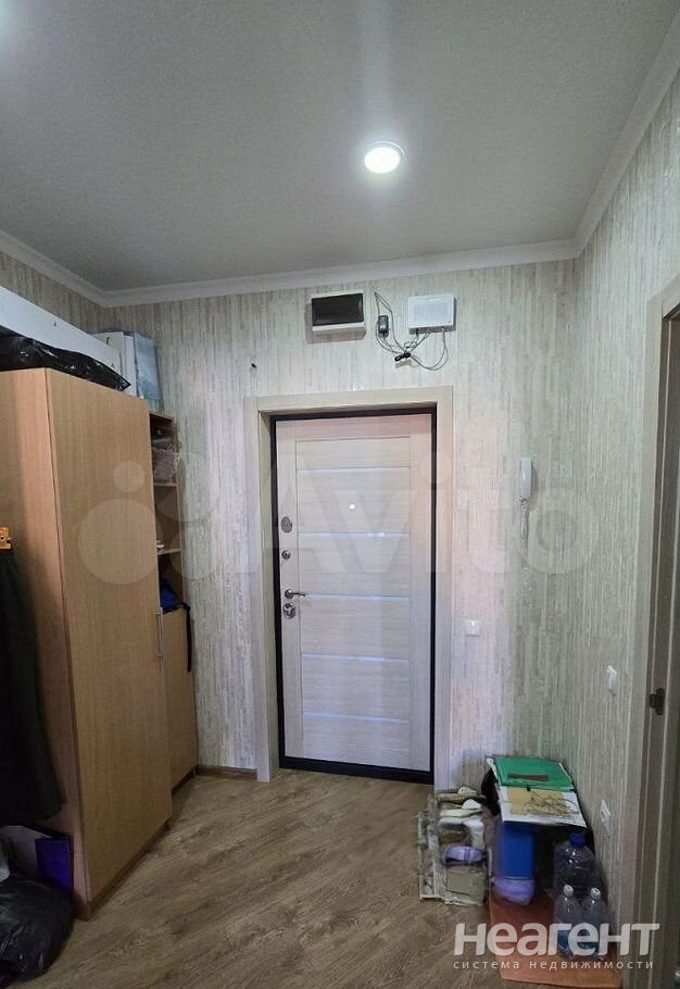 Продается 1-комнатная квартира, 38 м²