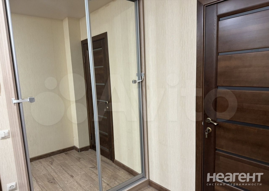 Продается 2-х комнатная квартира, 64 м²