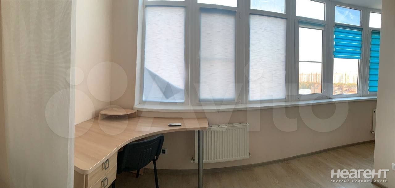 Продается 1-комнатная квартира, 39 м²