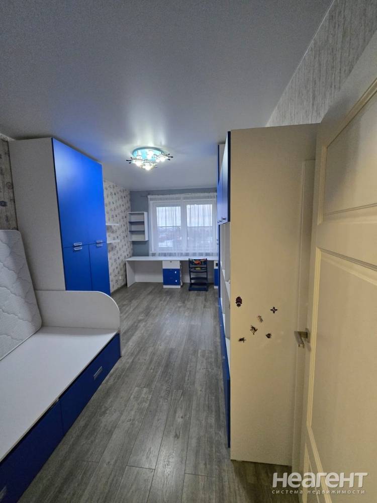 Сдается Многокомнатная квартира, 88 м²