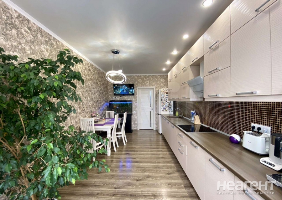 Продается 3-х комнатная квартира, 91 м²