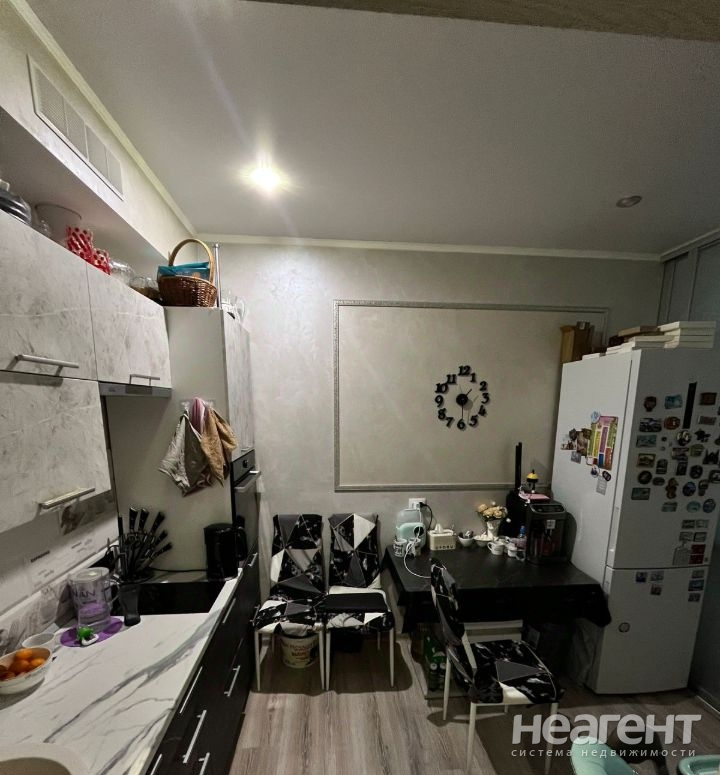 Продается 1-комнатная квартира, 30,9 м²