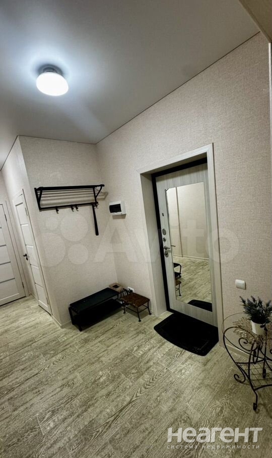 Сдается 2-х комнатная квартира, 65 м²