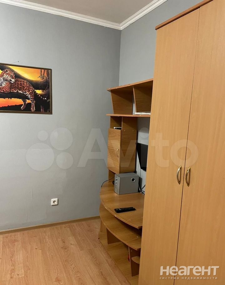 Продается 1-комнатная квартира, 36,8 м²